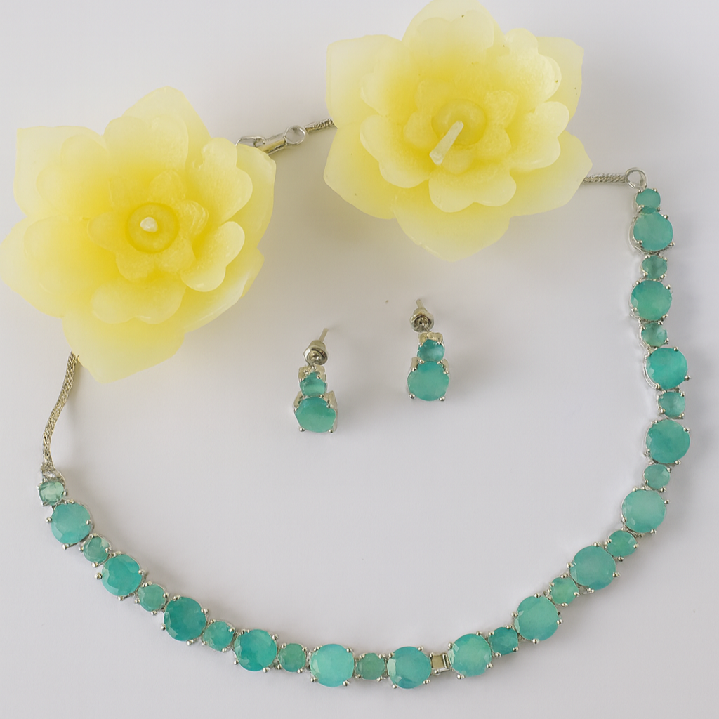 Jade color Necklace and Earrings - Stone Set