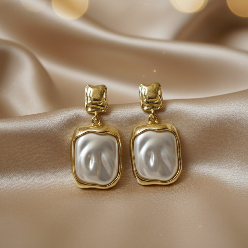 Golden Contour Pearl Drop Earrings