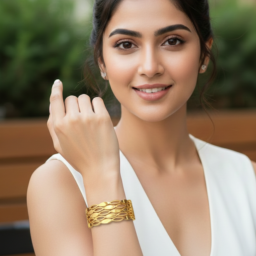 Modern Gold Mesh Bracelet